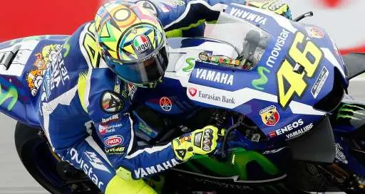 Gp d'Olanda: succede di tutto Rossi cade, vince Miller