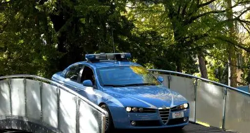 Rubano bici a una turista La polizia la ritrova