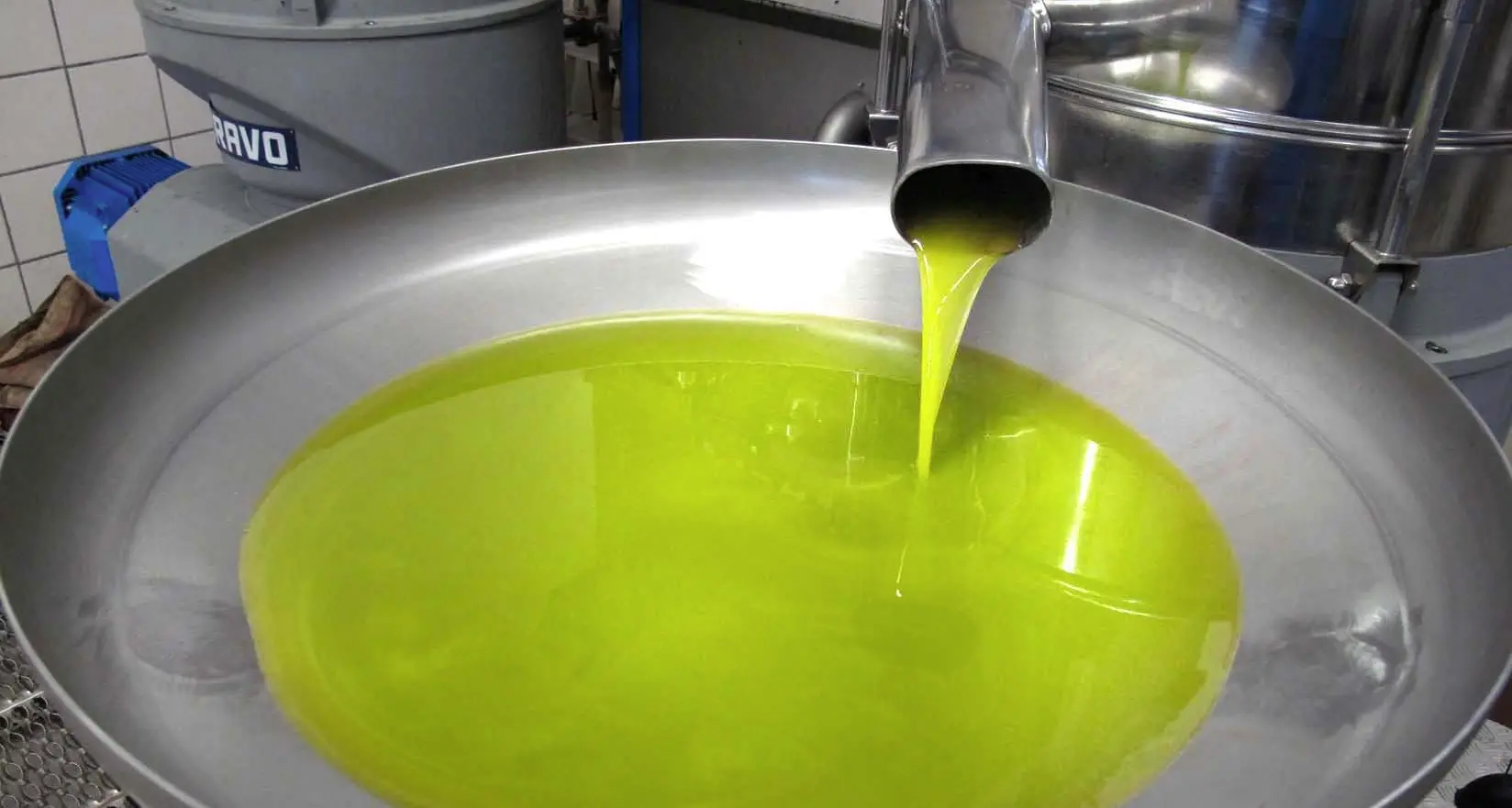 L'olio extravergine è irrinunciabile per 64% degli italiani