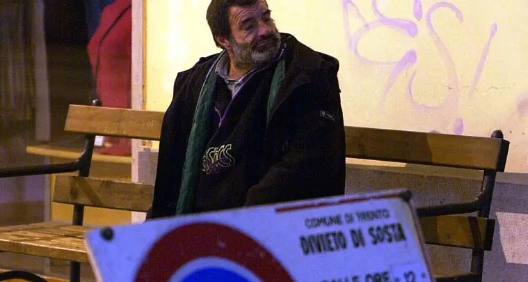 Addio Arturo, il «barbone buono» conosciuto da tutta la città