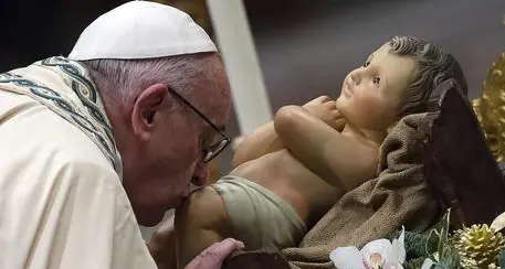 Papa Francesco al Te Deum: \"Siamo in debito con i giovani, li obblighiamo a emigrare\"