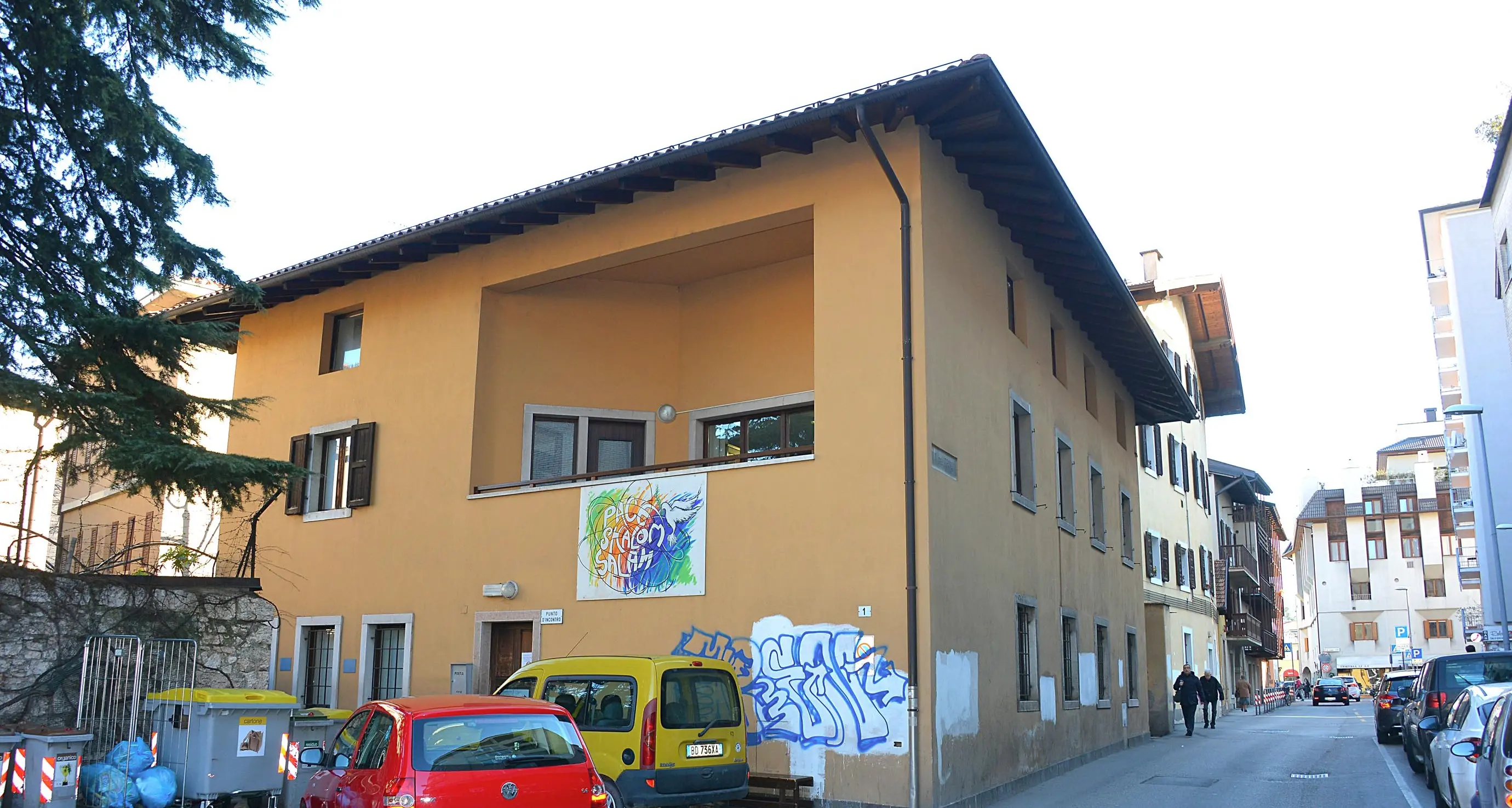 Il Punto d'Incontro riapre, ma col servizio di vigilanza privata