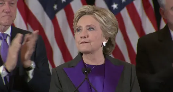 Hillary non si dà per vinta Possibile ricorso anti-Trump