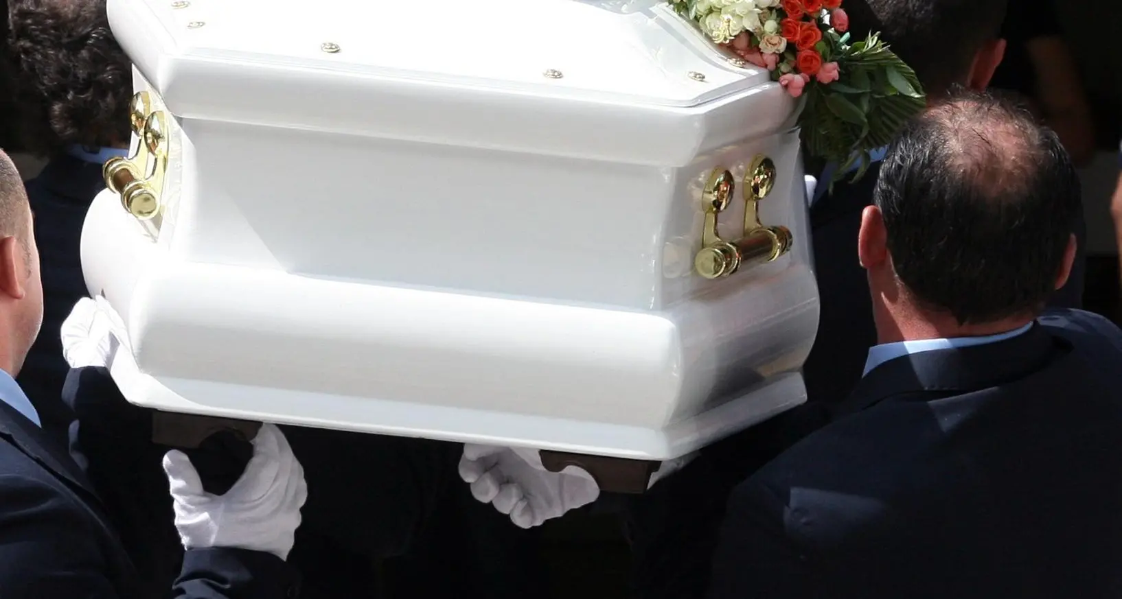 Caldonazzo, ottiene denaro da un'anziana dicendo che è per un funerale: accusa di truffa