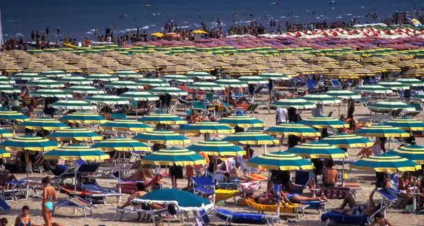 Estate, oltre 33 milioni italiani quest'anno andranno in vacanza