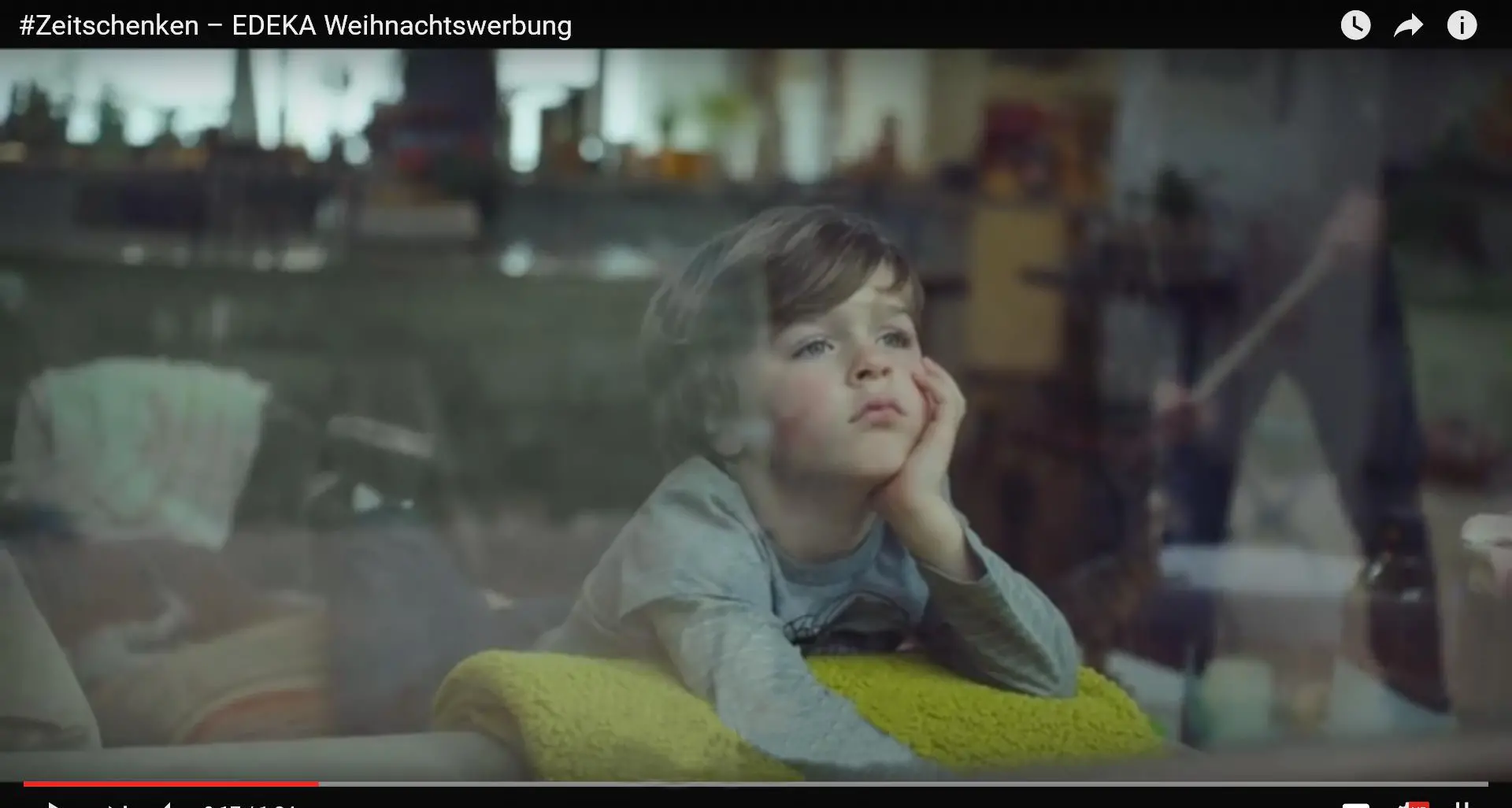 Il più bel regalo ai bimbi? Il tempo con loro Ecco il nuovo video natalizio che commuove