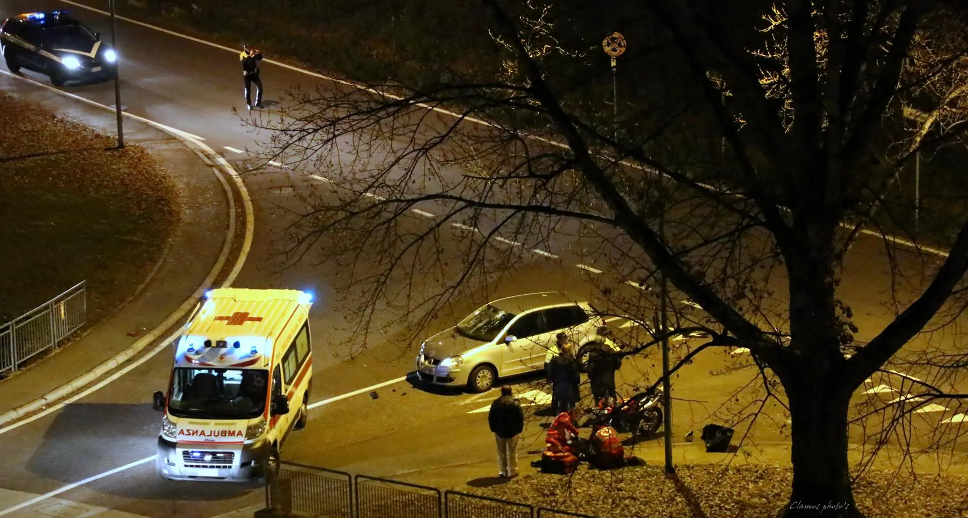 Trento nord, due feriti nello scontro auto-moto