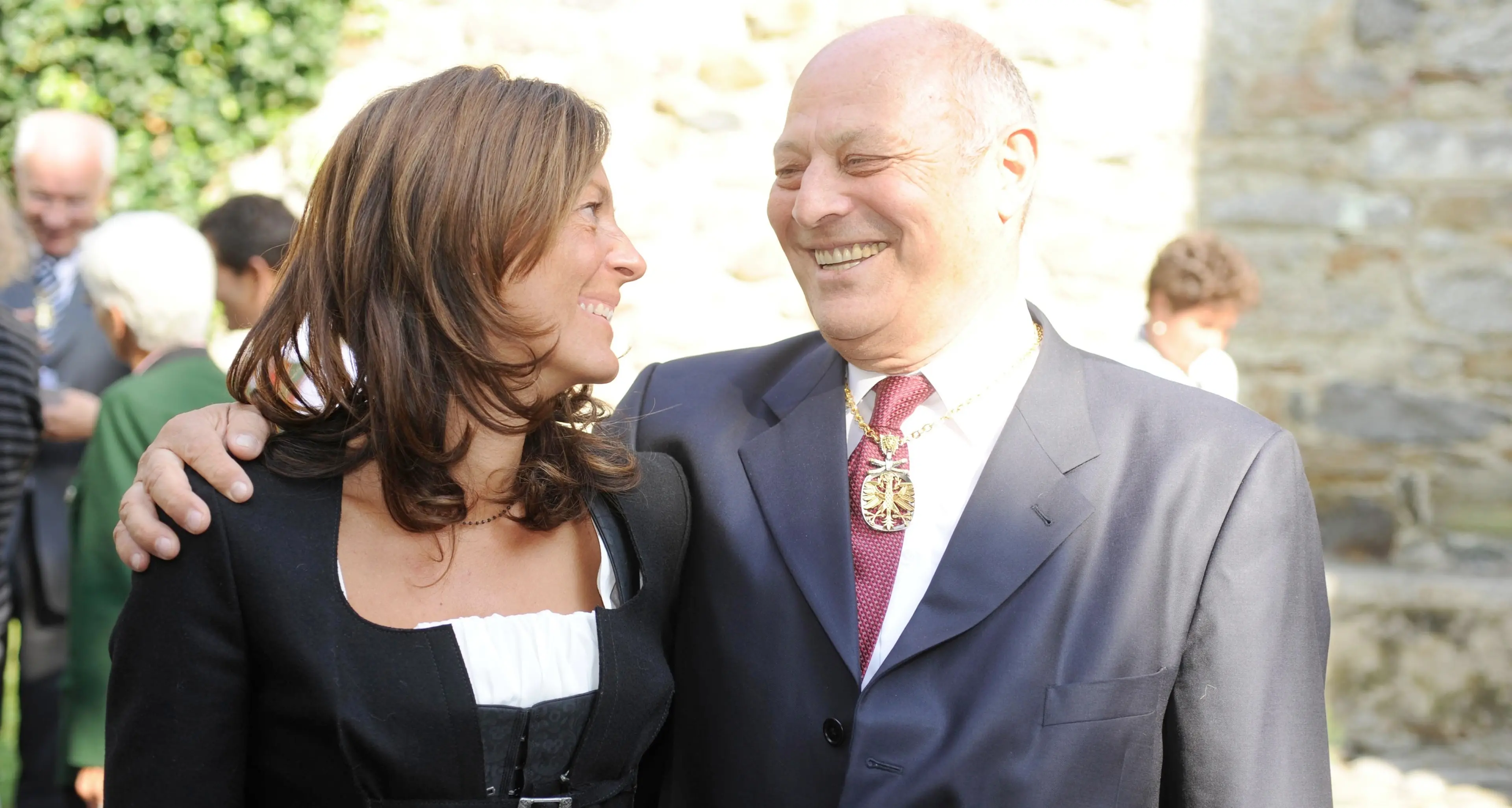 Durnwalder ha sposato la compagna Angelika