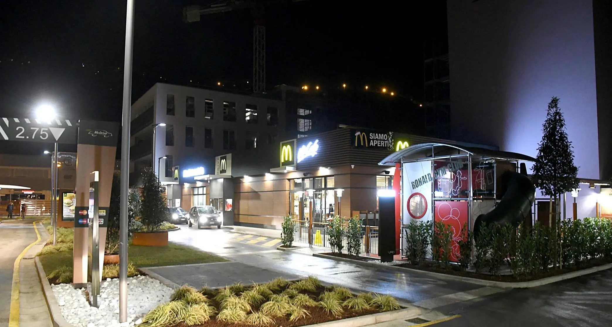 In via Brennero ha aperto McDonald's Ora in città la catena ha due punti vendita