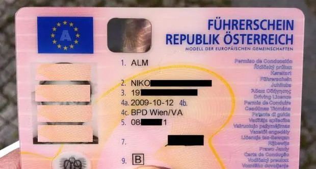 Un tirolese senza la patente guida indisturbato per 54 anni