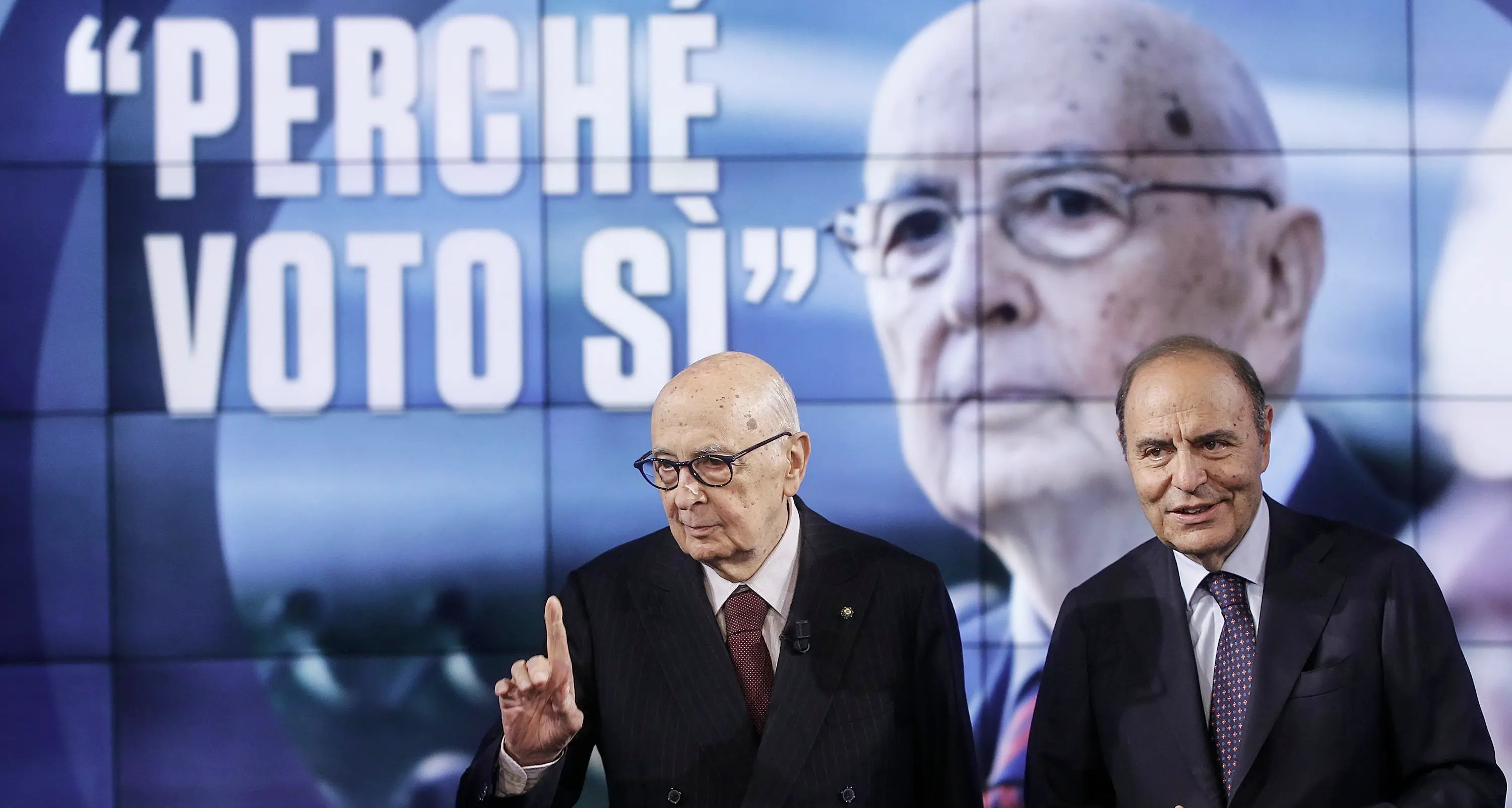 Referendum, l'ex presidente Napolitano si schiera con Renzi: «Voterò sì»