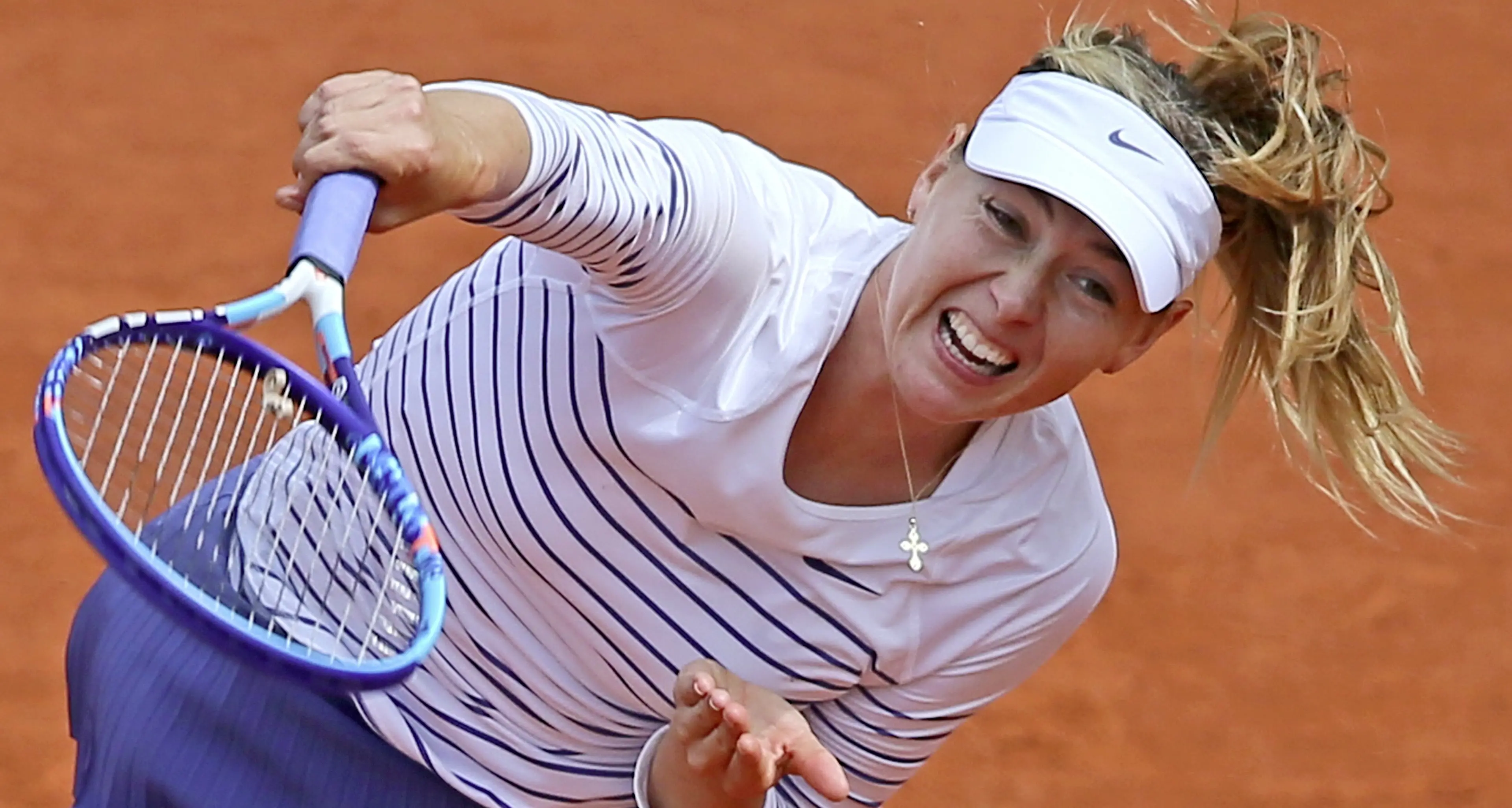 Doping, ridotta la squalifica alla tennista Sharapova