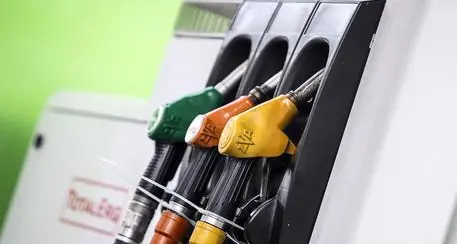 Cgia, il 2017 porta un nuovo aumento di benzina