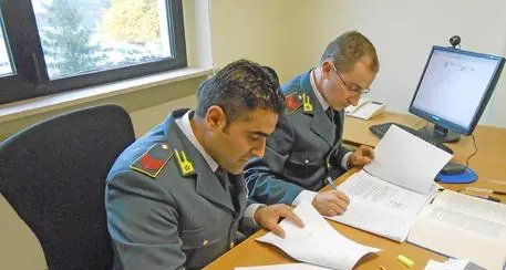 Fatture gonfiate per non pagare l'Iva Denunciati due noti professionisti