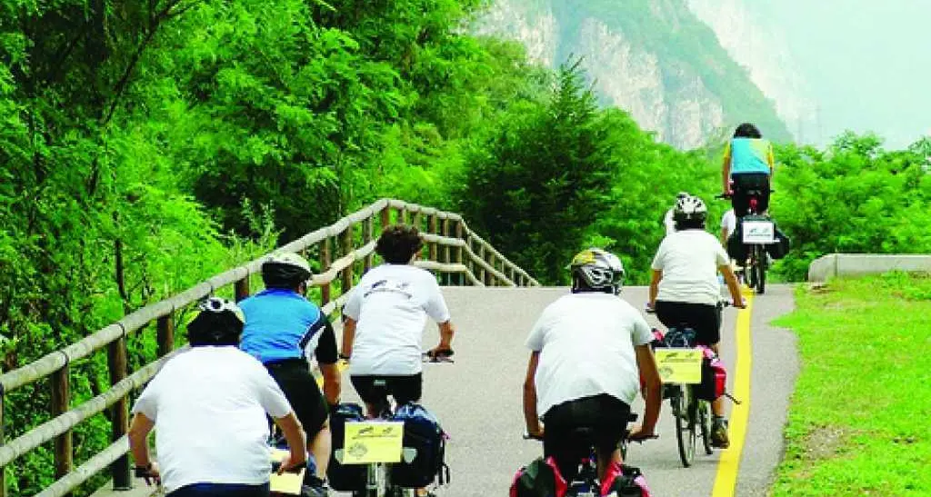 La vera new economy si chiama cicloturismo