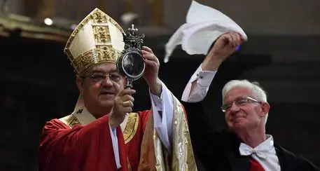 Si ripete miracolo sangue San Gennaro