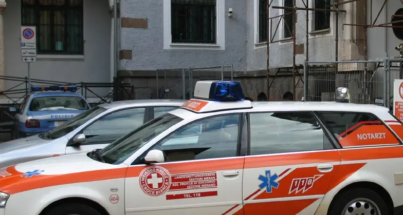 Val Venosta, scontro frontale Un giovane muore, tre feriti