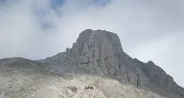 Gran Sasso: morti 2 alpinisti precipitati dal monte Camicia