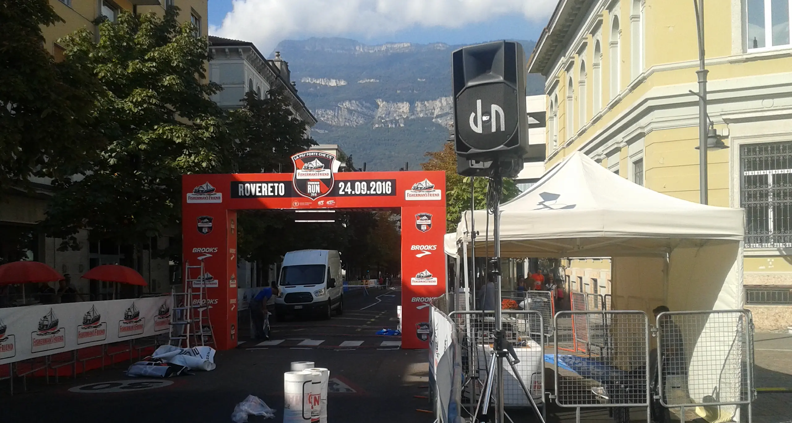È il giorno della StrongmanRun In 4 mila alla partenza alle 14