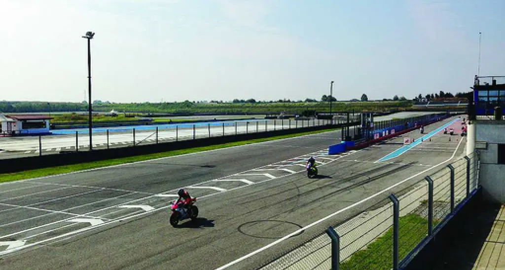 Gravissimo dopo lo schianto in moto Incidente in pista per un roveretano