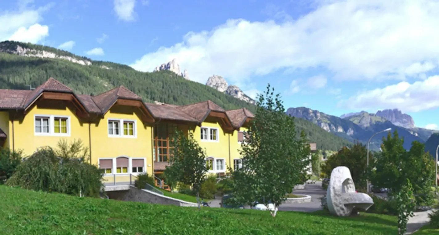 Fassa, istruzione