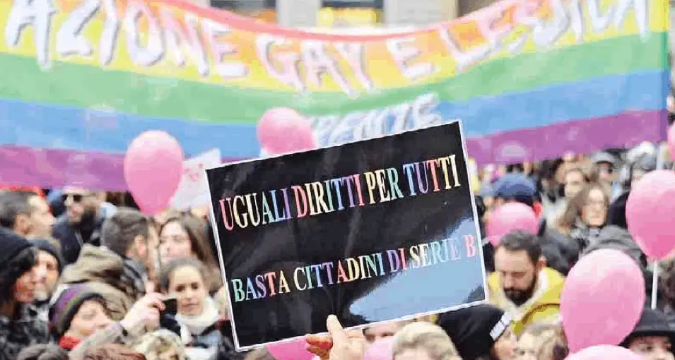 Unioni civili, già 10 coppie in attesa a Trento Ma servono i decreti attuativi della legge Cirinnà