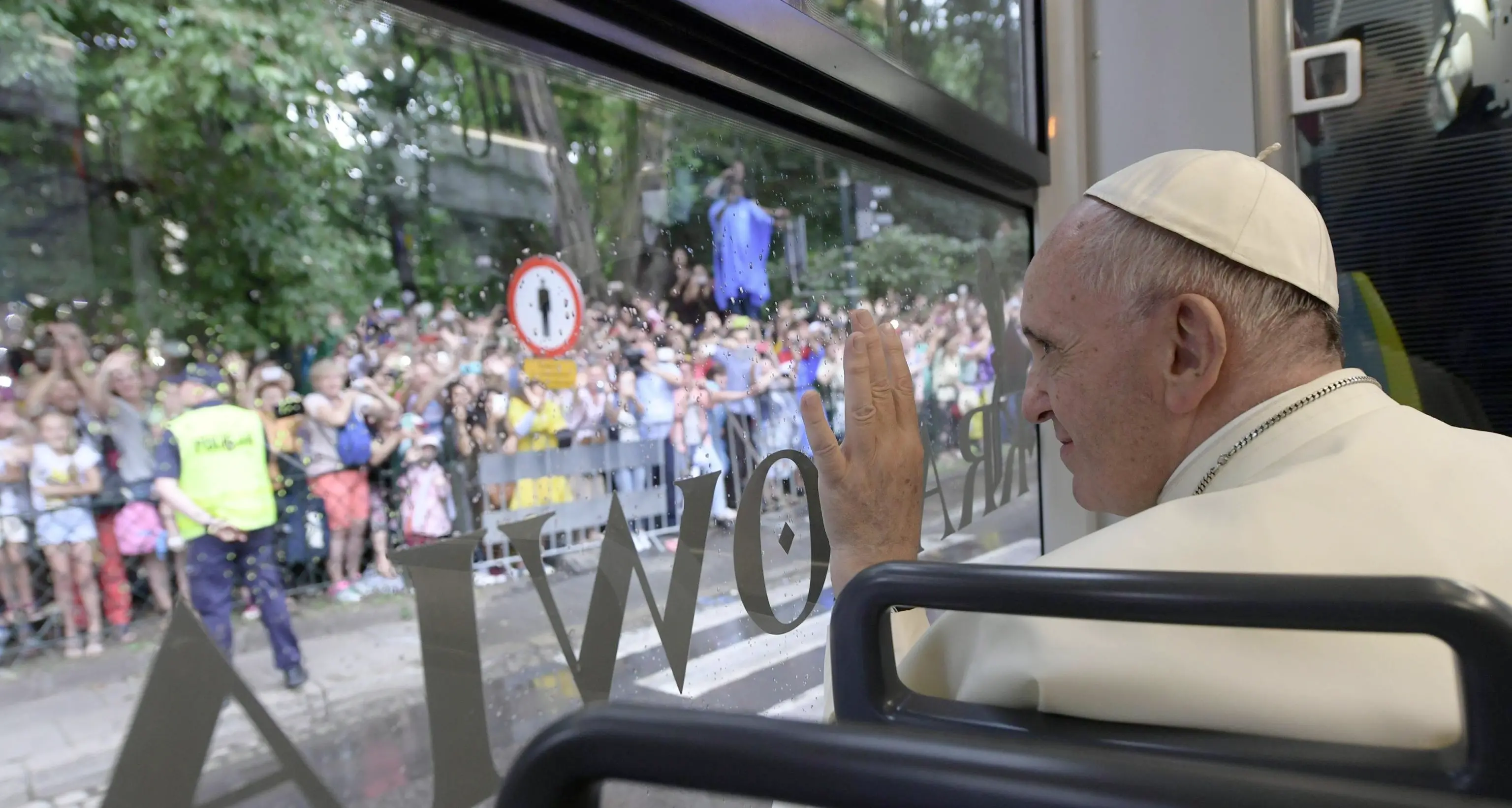 Cracovia, il Papa ai giovani: «Fate chiasso tutta la notte»