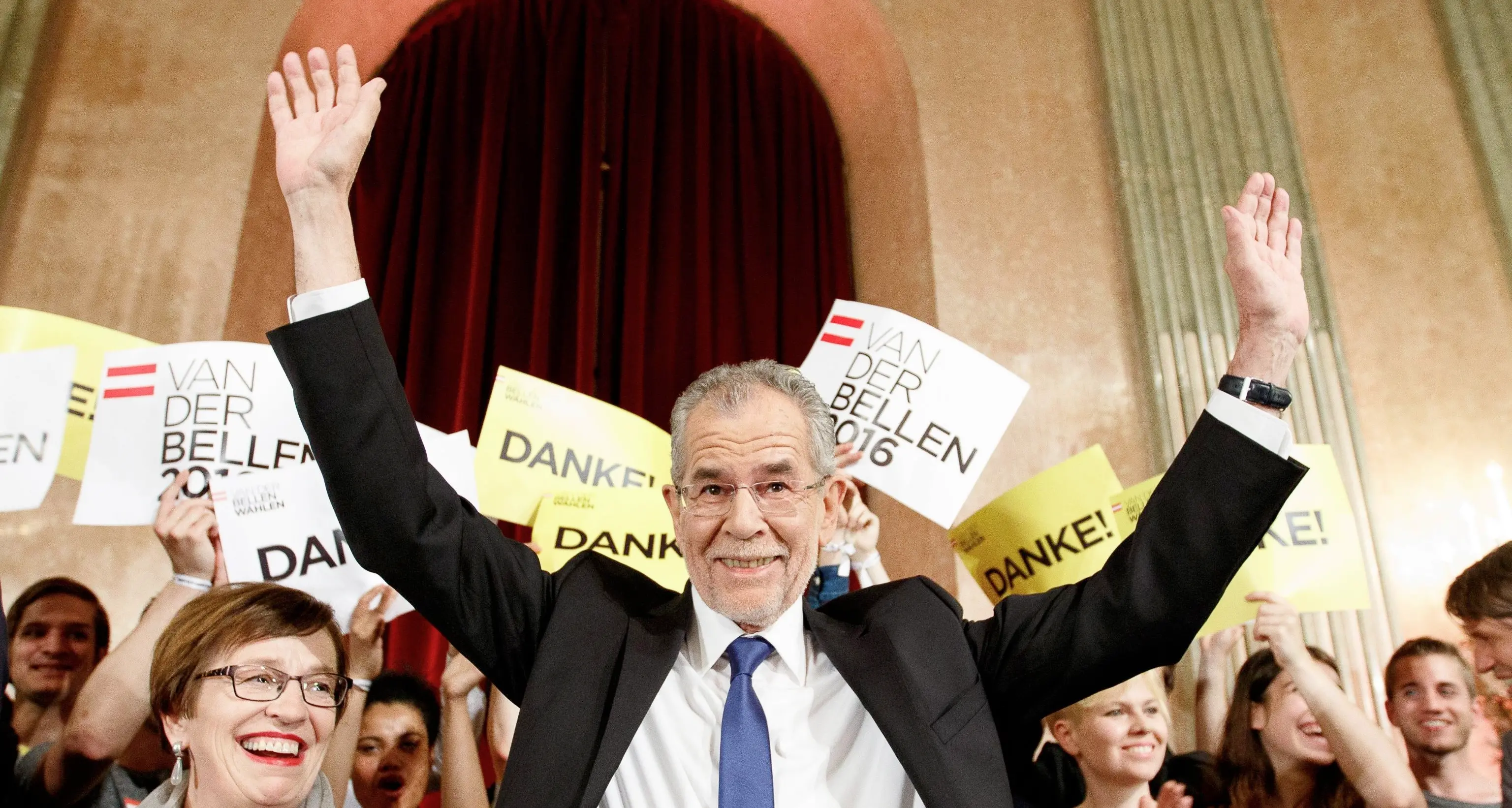 Austria, ballottaggio delle presidenziali da rifare l'Alta Corte annulla la vittoria di Van der Bellen
