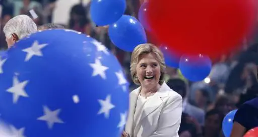 Hillary presenta la ricetta anti Trump