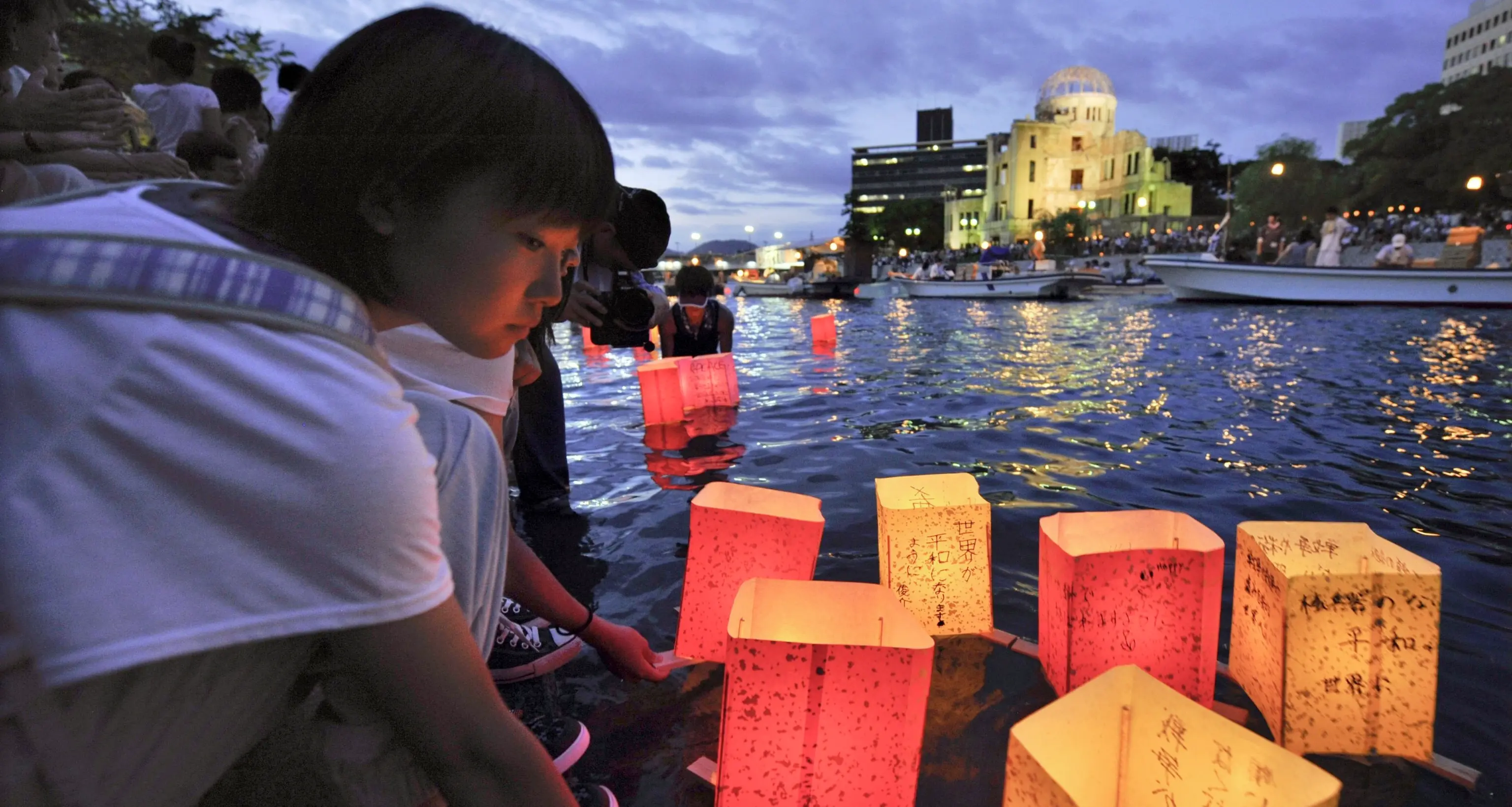 I sopravvissuti di Hiroshima: \"Obama si scusi con noi\"