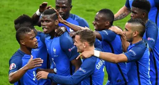Fantastica Francia: batte 5-2 l'Islanda e trova la Germania