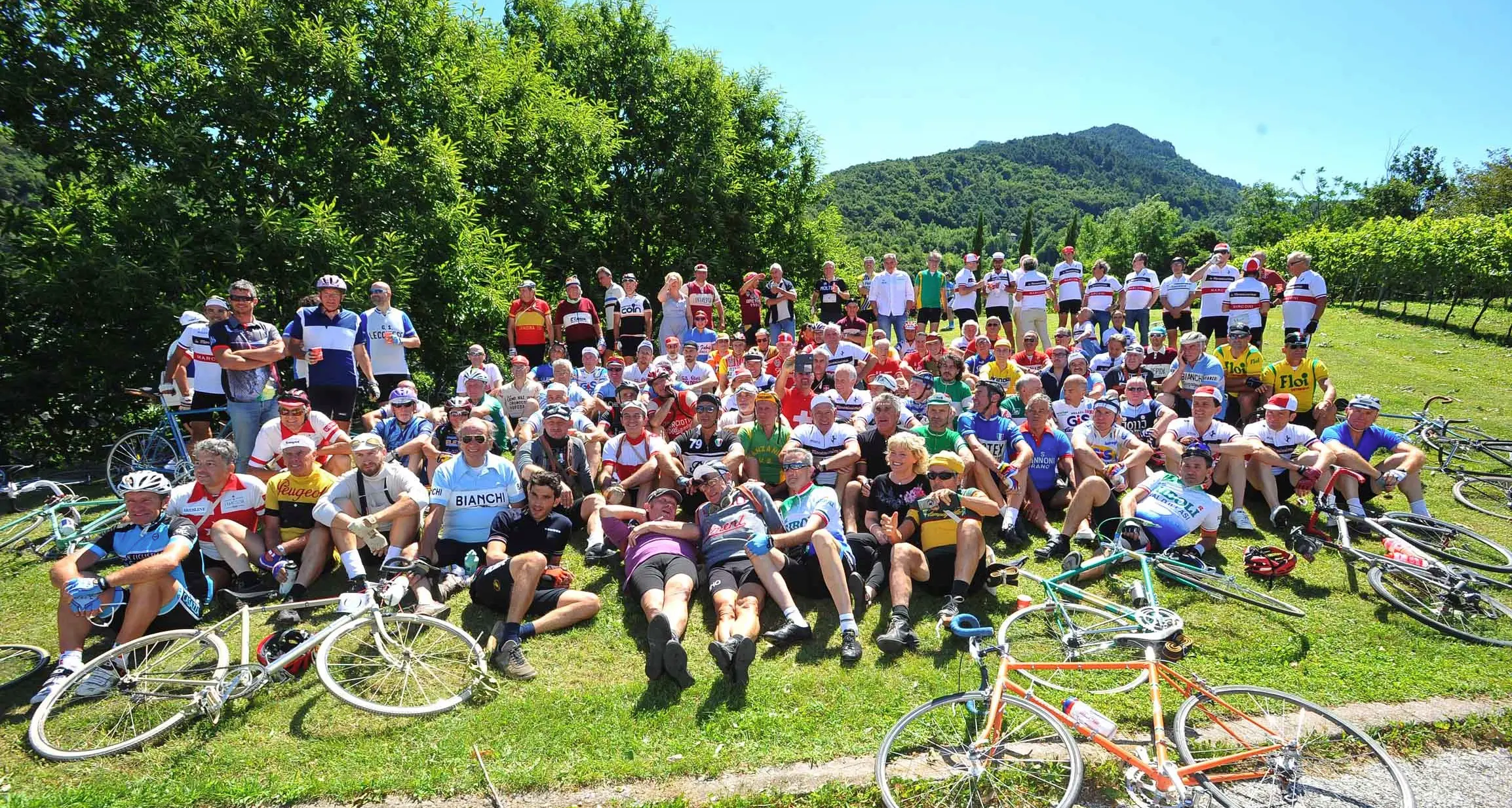 Grande successo della Moserissima raduno ciclostorico che ha colto nel segnoGrande successo della Moserissima raduno ciclostorico che ha colto nel segno