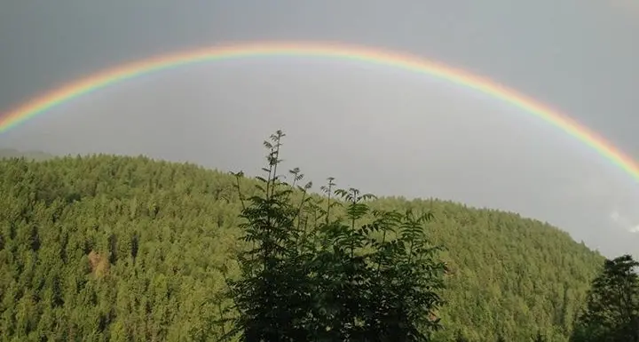 Una serata di arcobaleni magici in Trentino: le foto