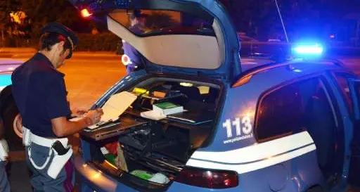 Al parco Santa Chiara con il coltello, denunciato