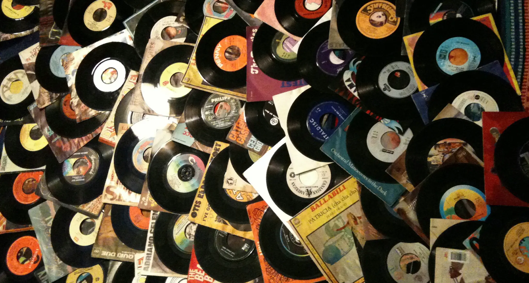 Rivive la magia del vinile alla Fiera del disco di Pergine