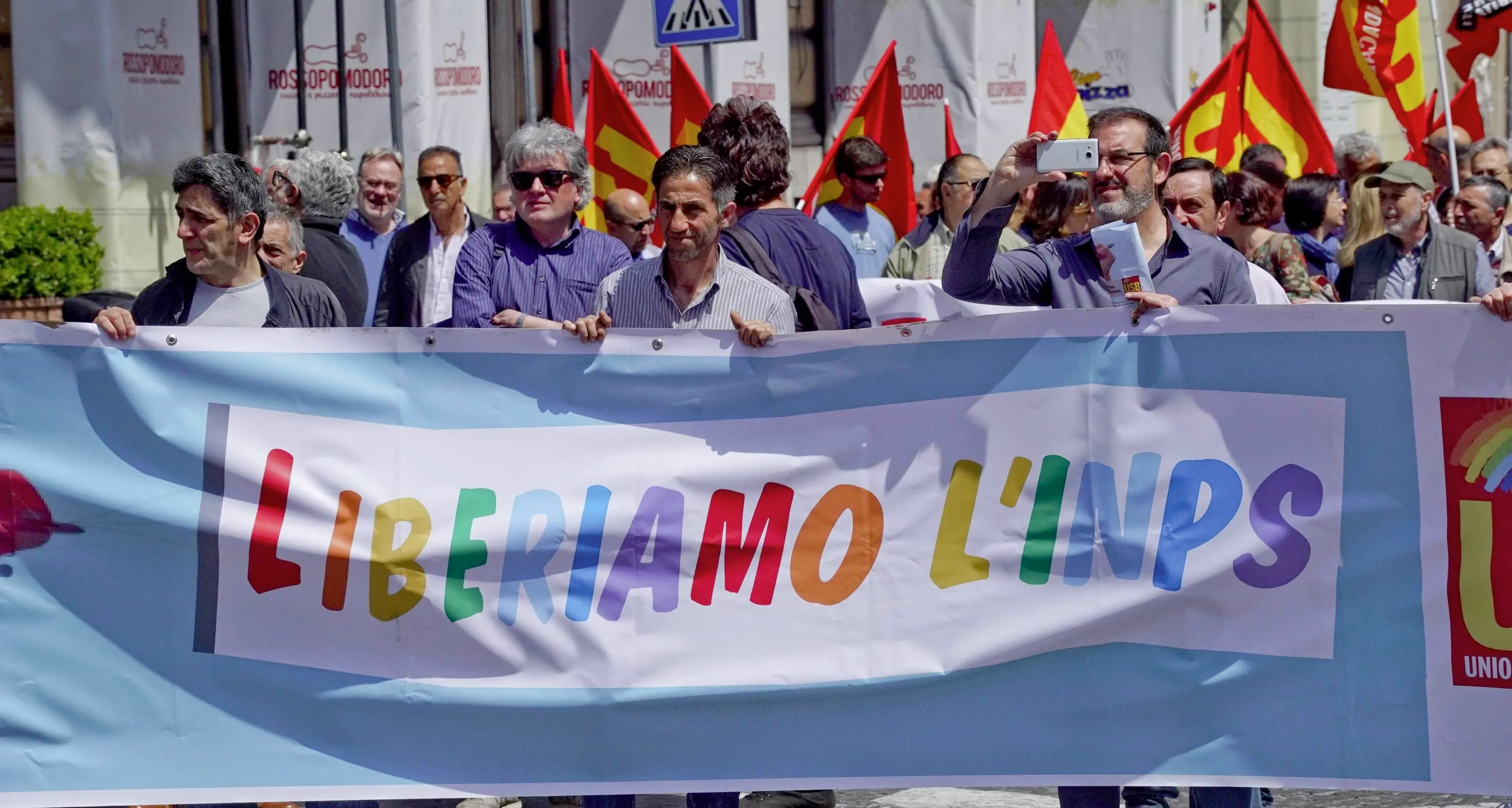 Pensionati in piazza a Roma Un appello al governo