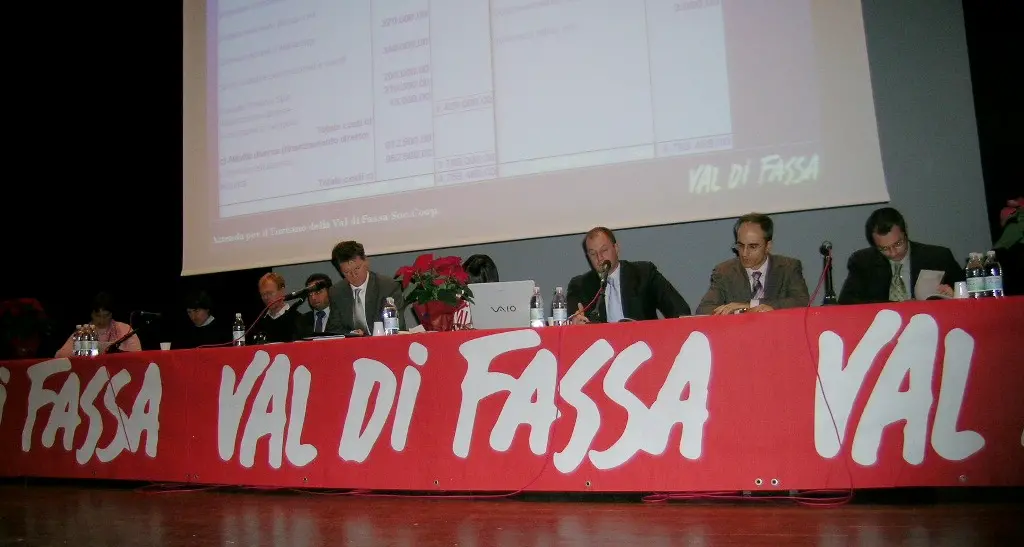 La diaspora dall'Apt Si allarga la frattura