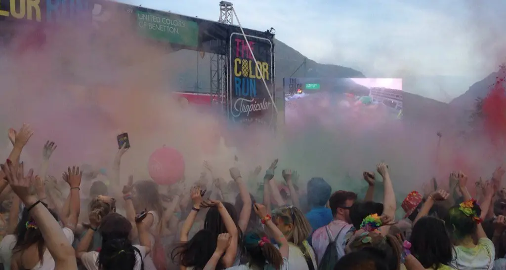 Oggi Trento diventa di mille colori Alle 15.30 scatta l'attesissima Color Run