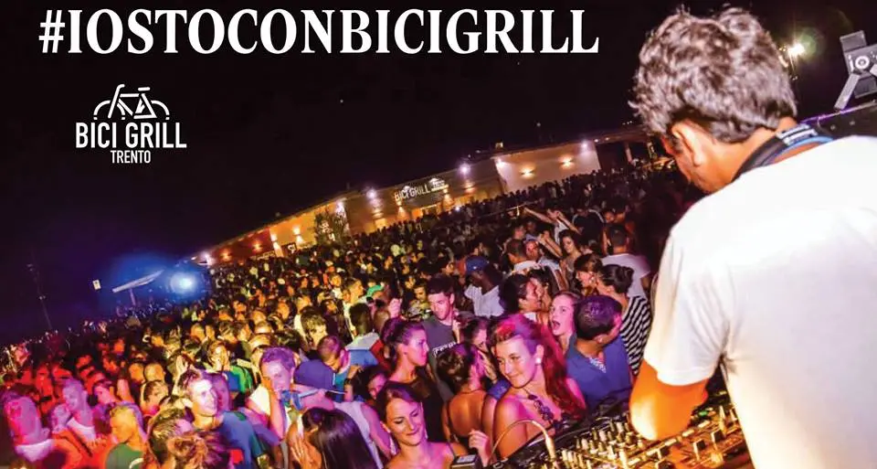 BiciGrill, apertura del sindaco «Parliamone» Ma intanto scatta la protesta dei giovani