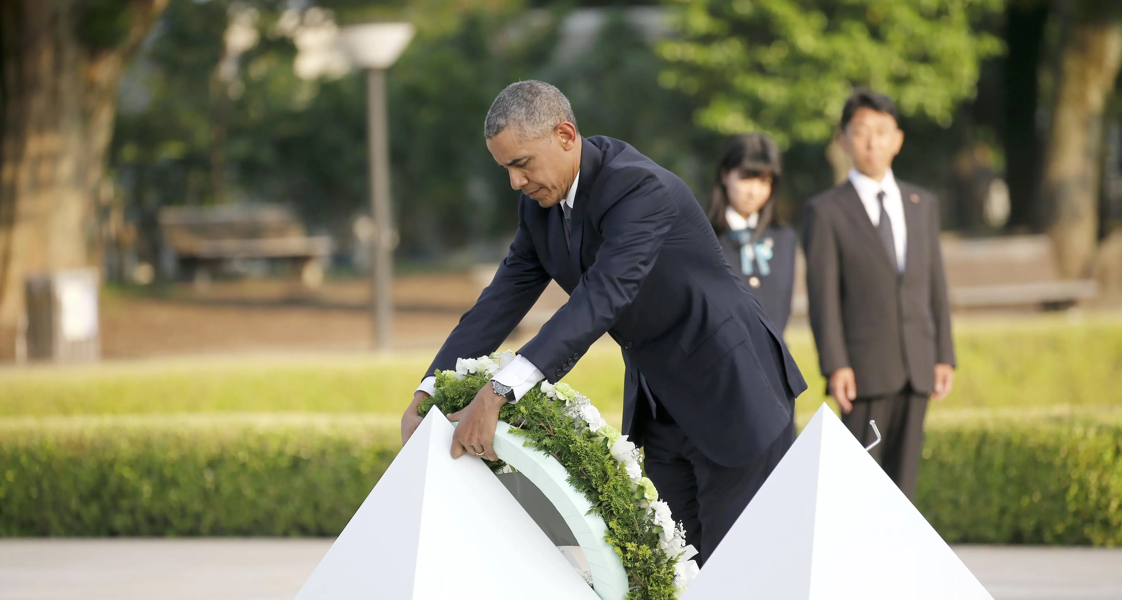Obama in visita a Hiroshima «Mai più bombe atomiche»