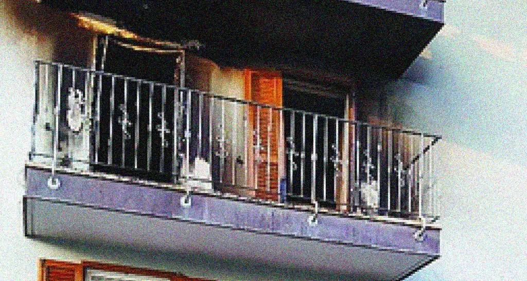Cavalese, fiamme in poggiolo Anziano salvato dai pompieri