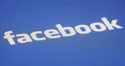 Facebook, intelligenza artificiale spiega le foto ai non vedenti