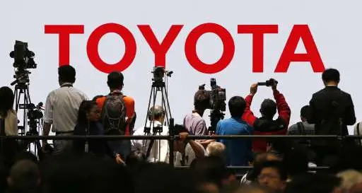 Acciaieria ferma, Toyota sospende la produzione