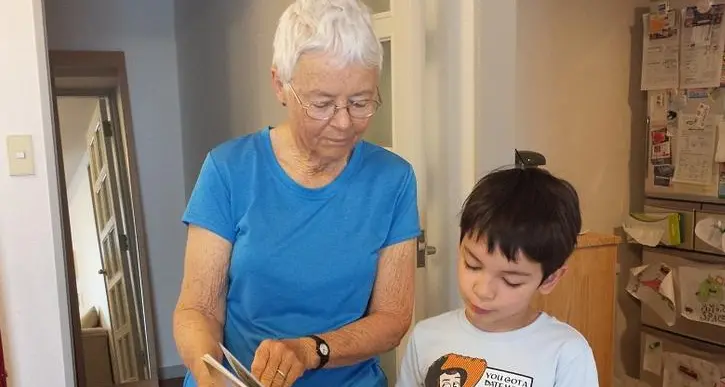 Oggi è la Festa dei Nonni sempre più attivi e connessi sono «colonne» della società