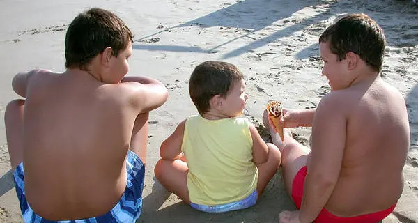 Maglia nera per gli adolescenti italiani. Sono i più pigri e obesi d'Europa