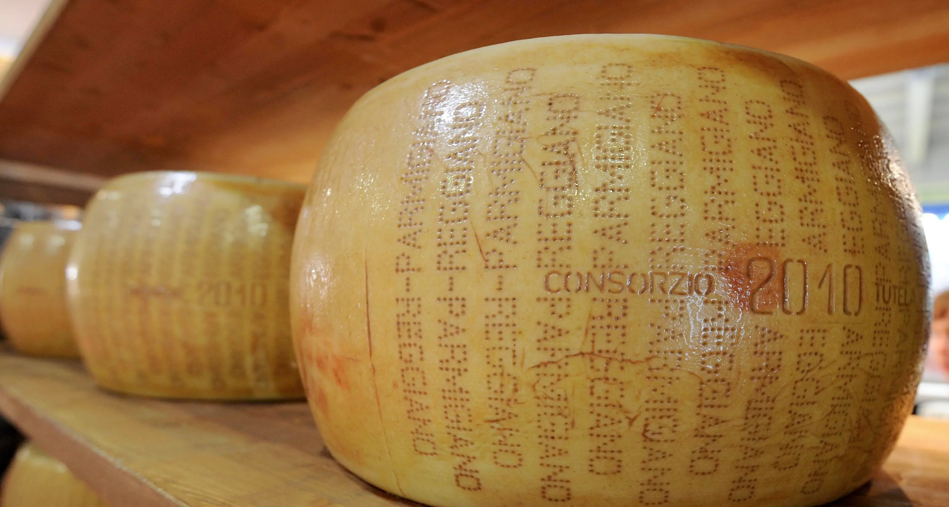 Furti al supermarket Parmigiano gettonato