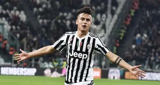 Dybala batte il Sassuolo. Vola la Juve, Buffon record