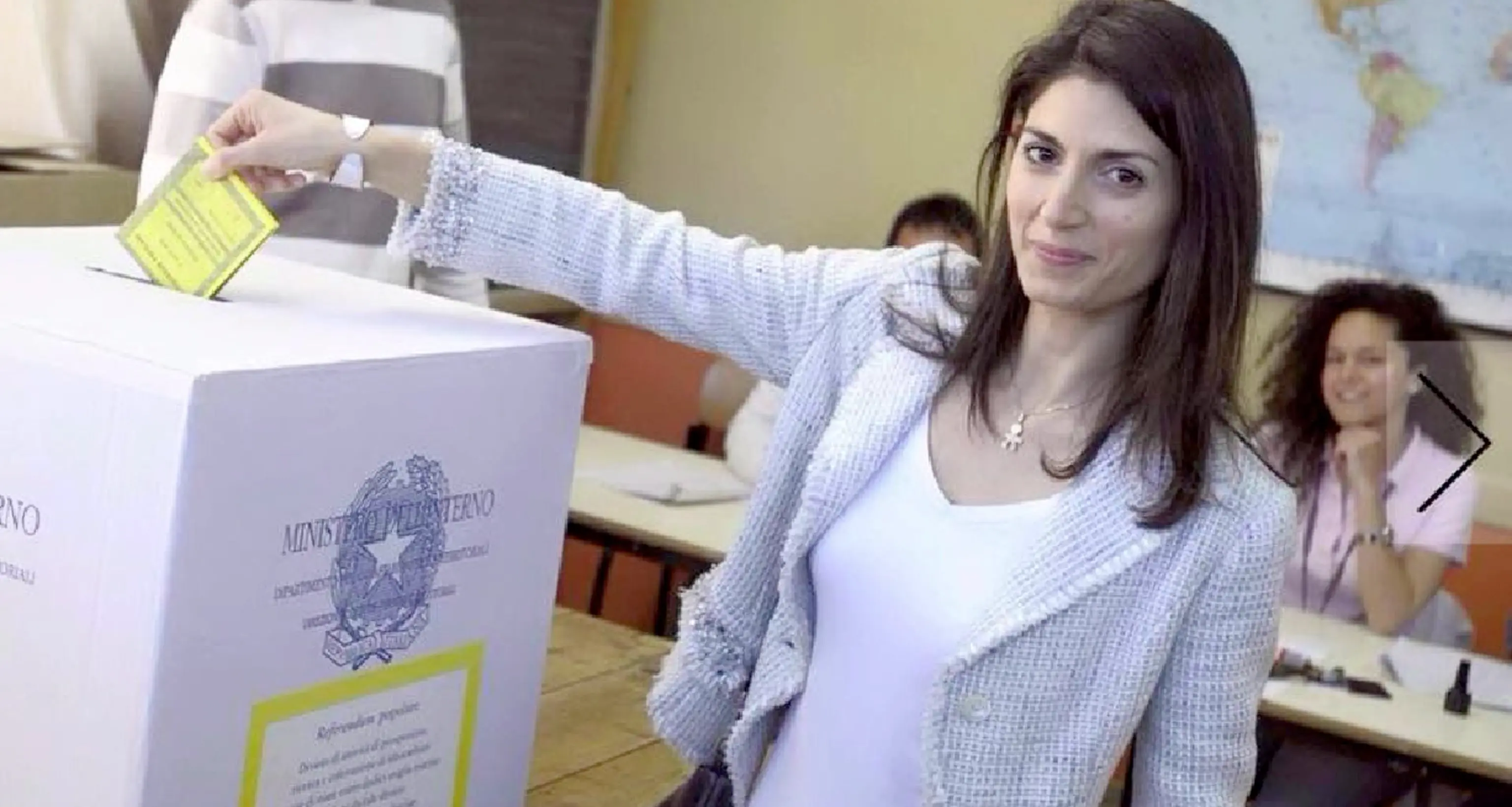 Droghe leggere, la legalizzazione unisce Raggi (M5S) e Giachetti (Pd)