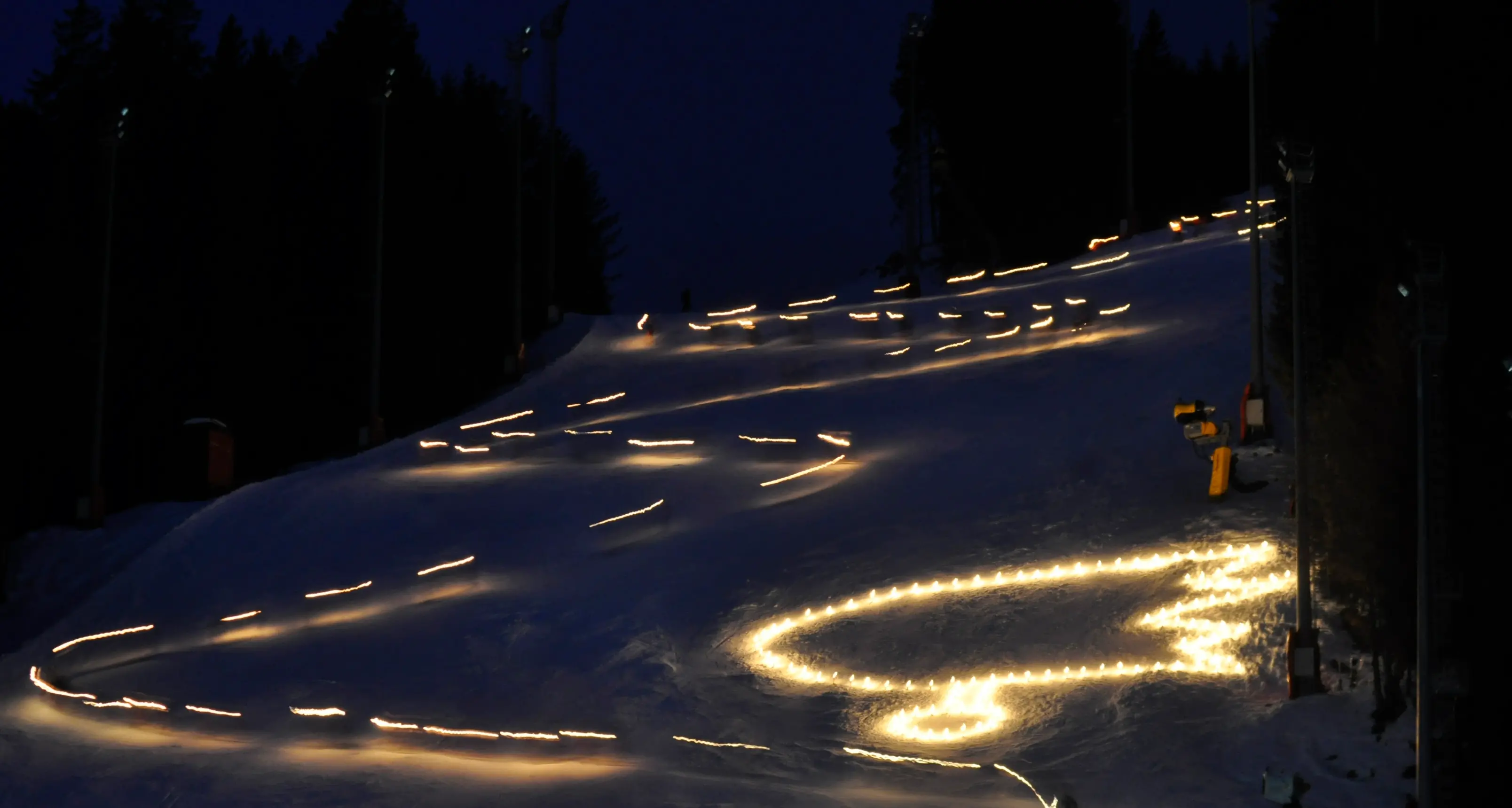L'Arma in pista per la «Fiamma sulla neve» A Campiglio tra simulazioni e storia