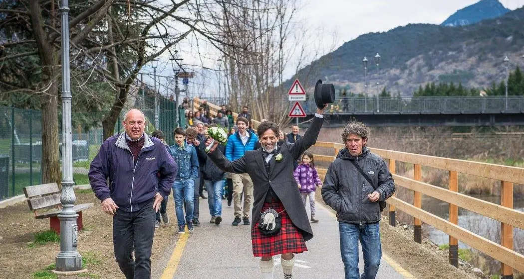 Danny Zampiccoli ed Eva, uno splendido «sì» in kilt